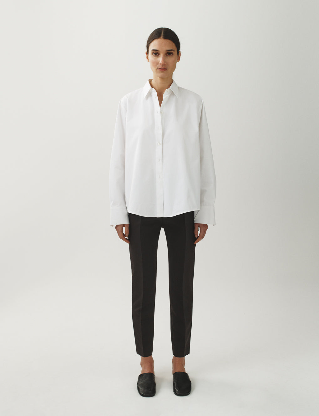 42_RESHOOTTHE_COCOON_BUTTONDOWN_004_1024x