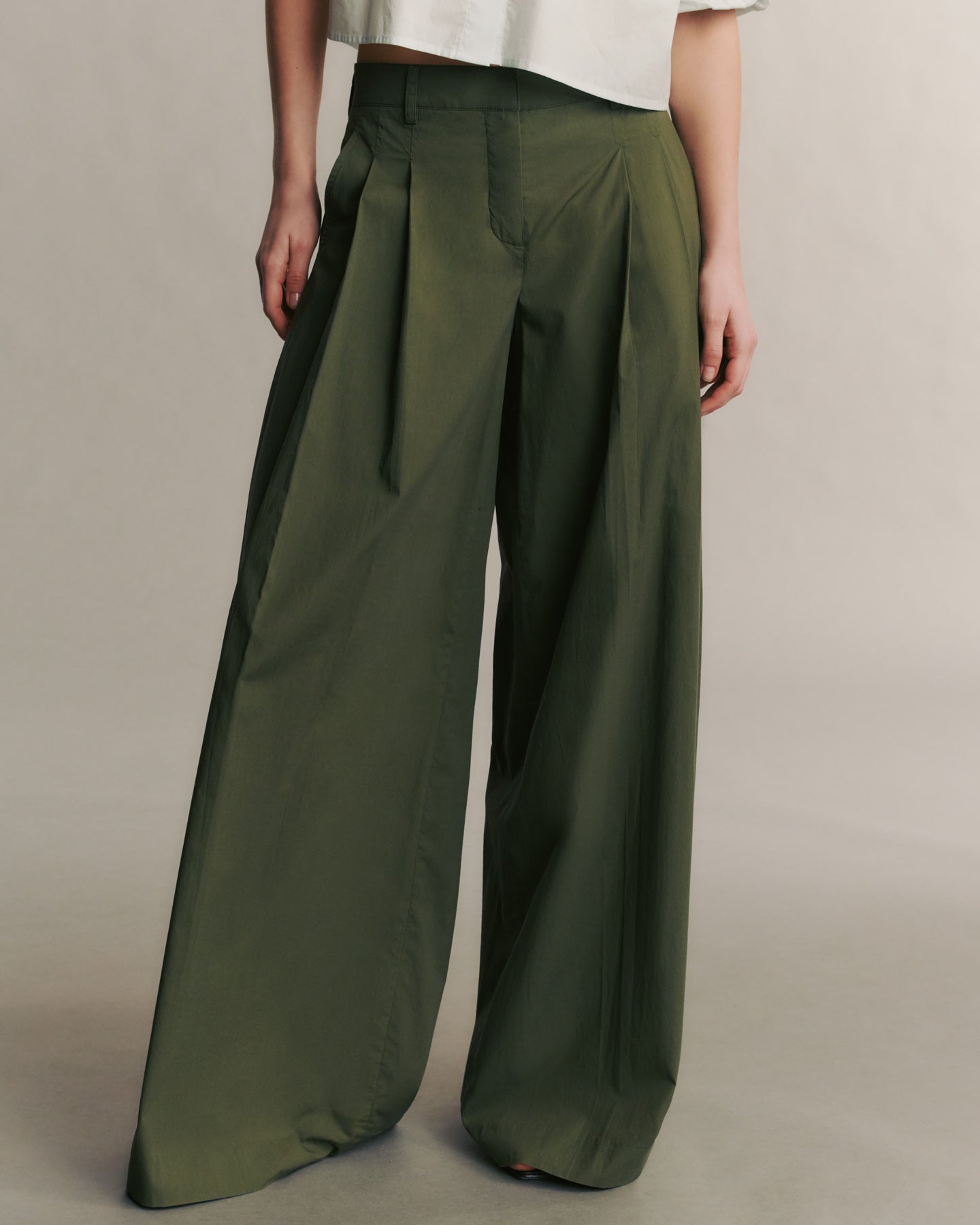 TWP_New_Didi_OLIVE_NIGHT_SHOT_77_0012